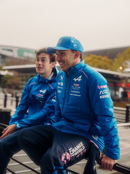 Franco Colapinto y Pierre Gasly. Foto: Agencia NA (@AlpineF1Team)