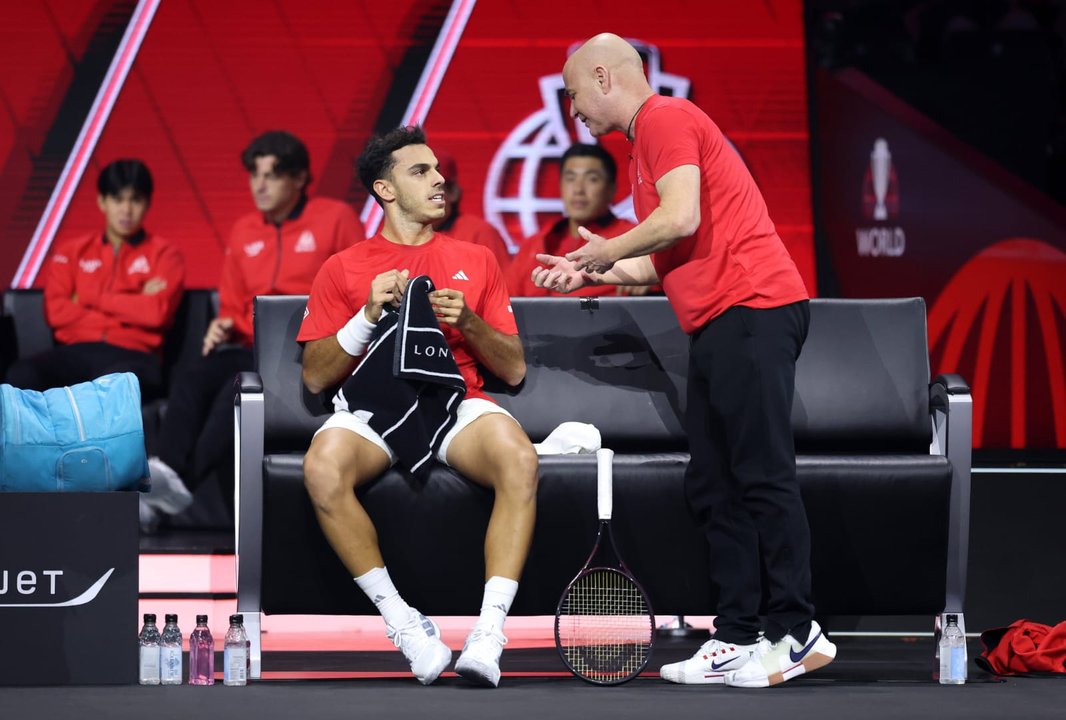 Cerúndolo junto a Andre Agassi Foto: Agencia NA (@lavercup)
