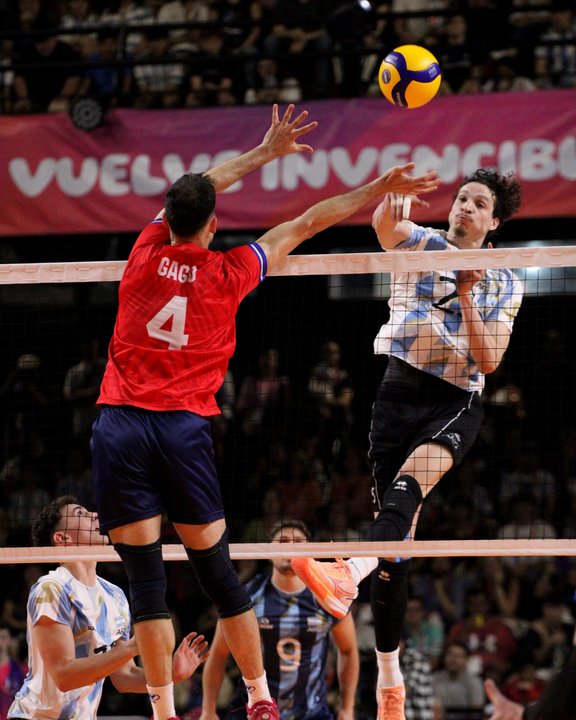 El Vóley masculino cayó ante Chile Foto: Agencia NA (@Voley_Feva).